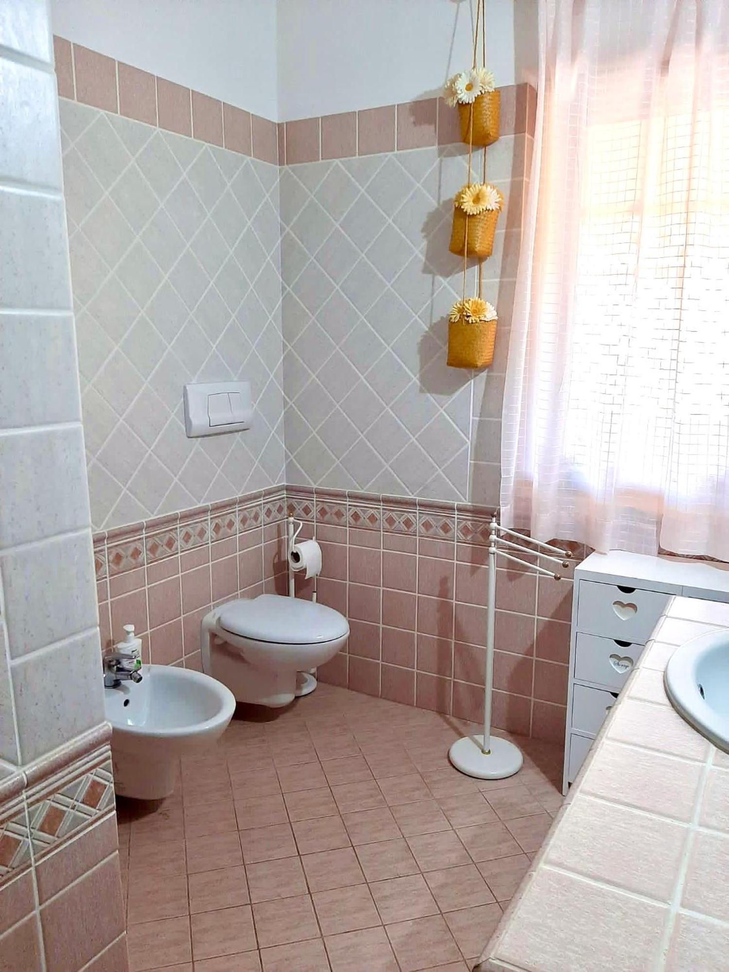 Amazing House 10 Min By Car From The Beach Olbia Exterior foto